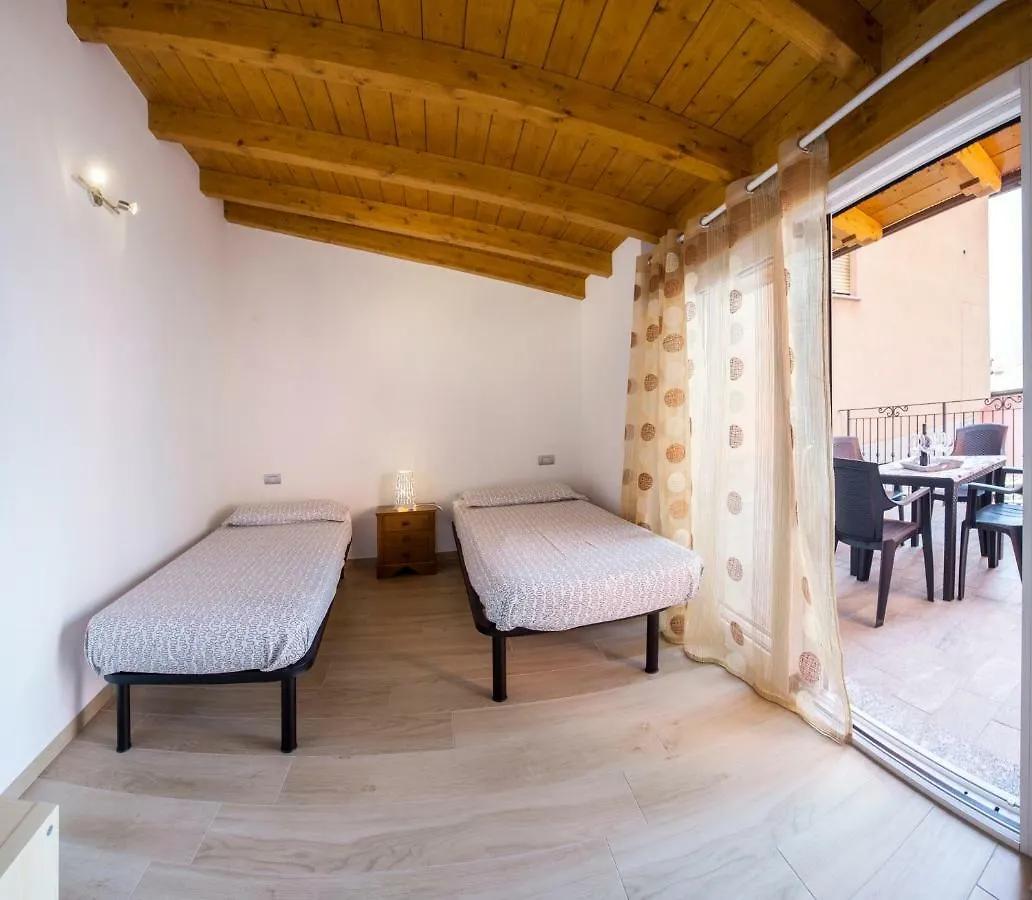 Casa Fiore Lezzeno 0*,